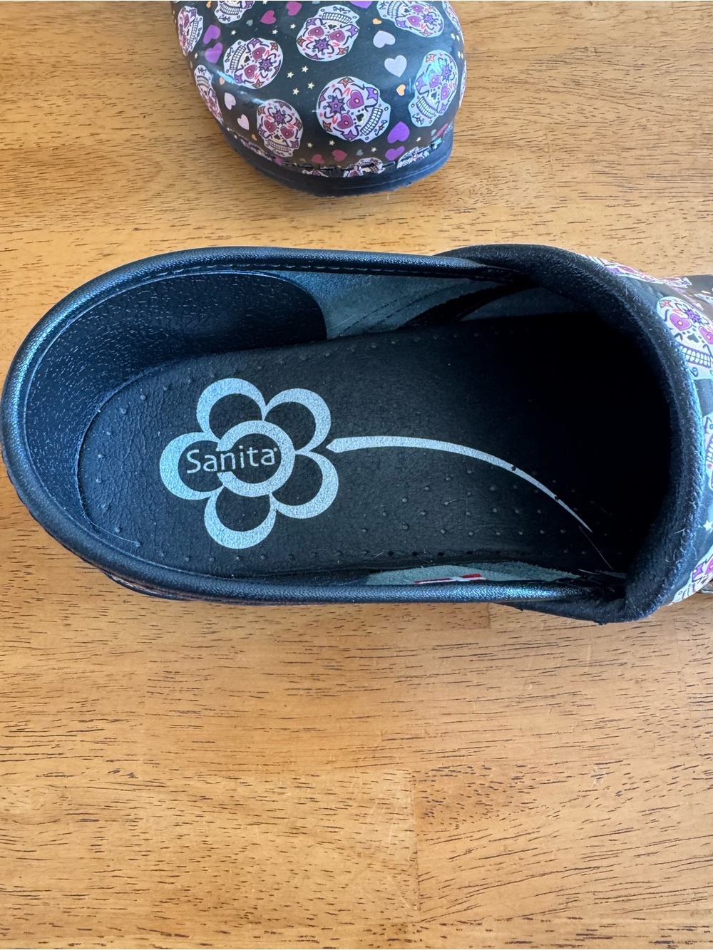 Sanita Sz 41 / US 10 Black Sugar Skull Clog Shoes - Picture 4 of 4